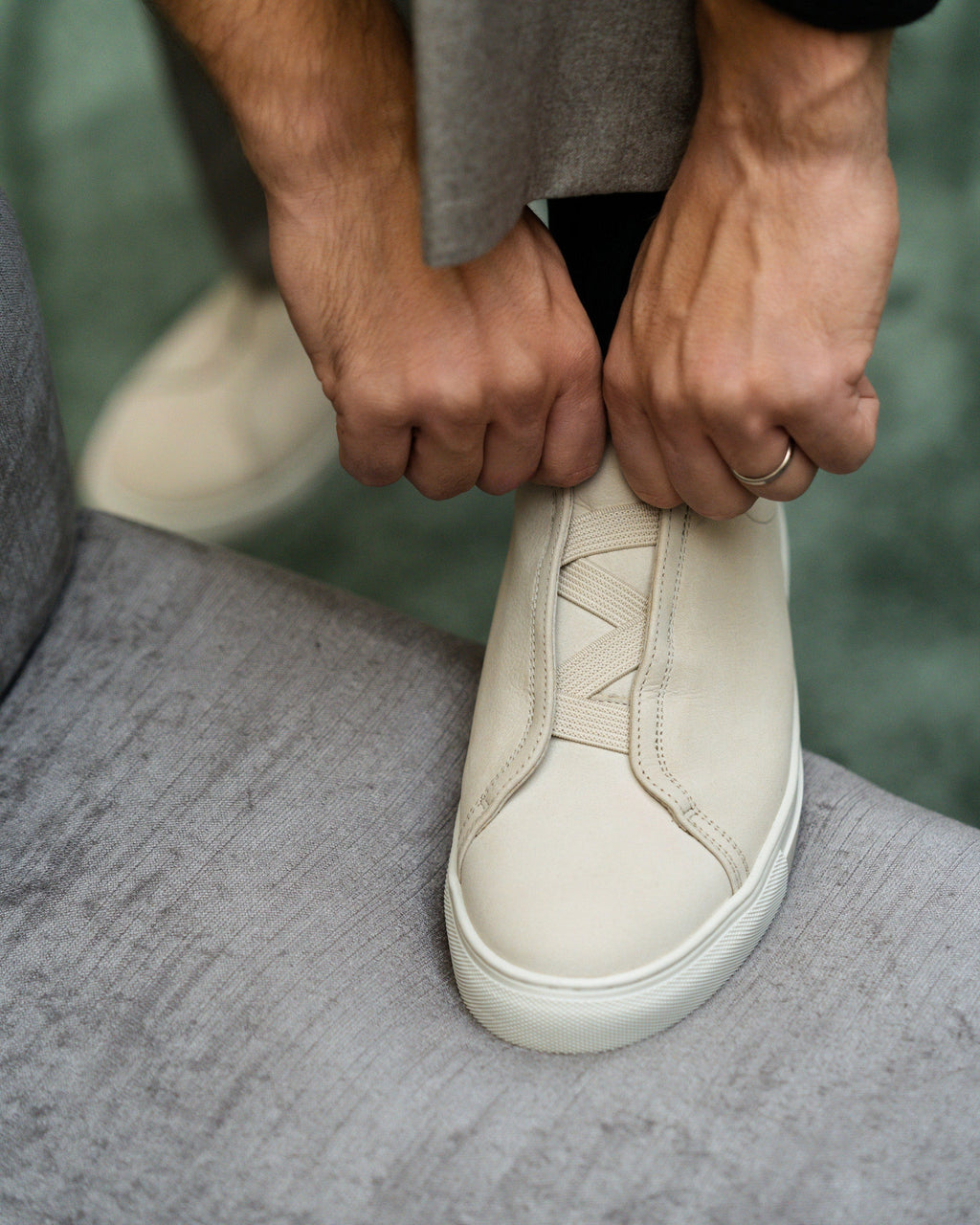 Alnö – Beige Nubuck