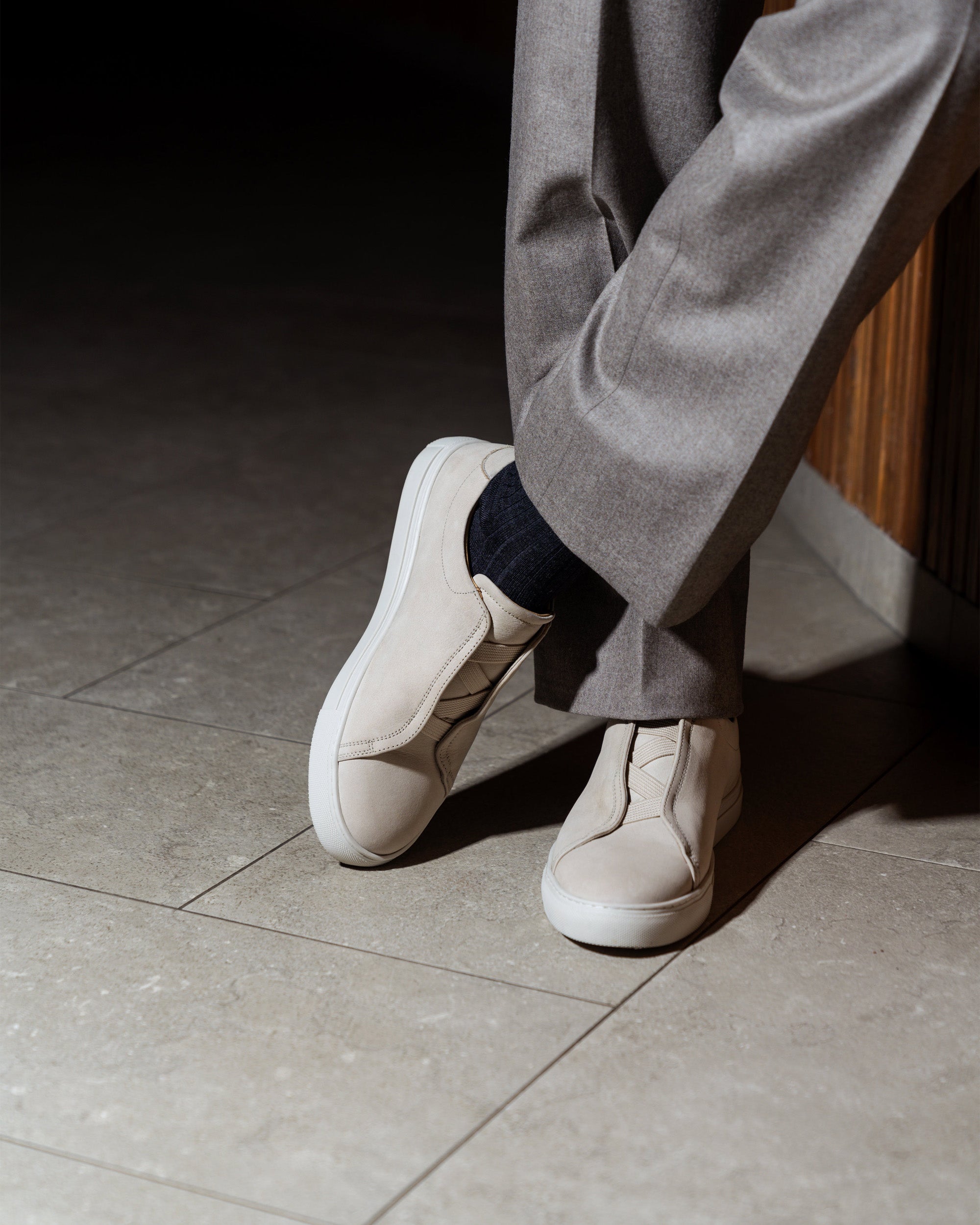 Alnö – Beige Nubuck