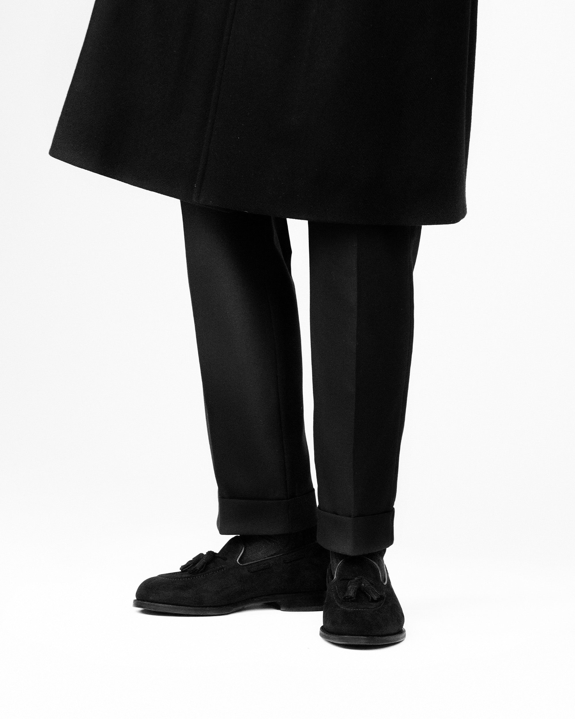 Mölle – Black Suede