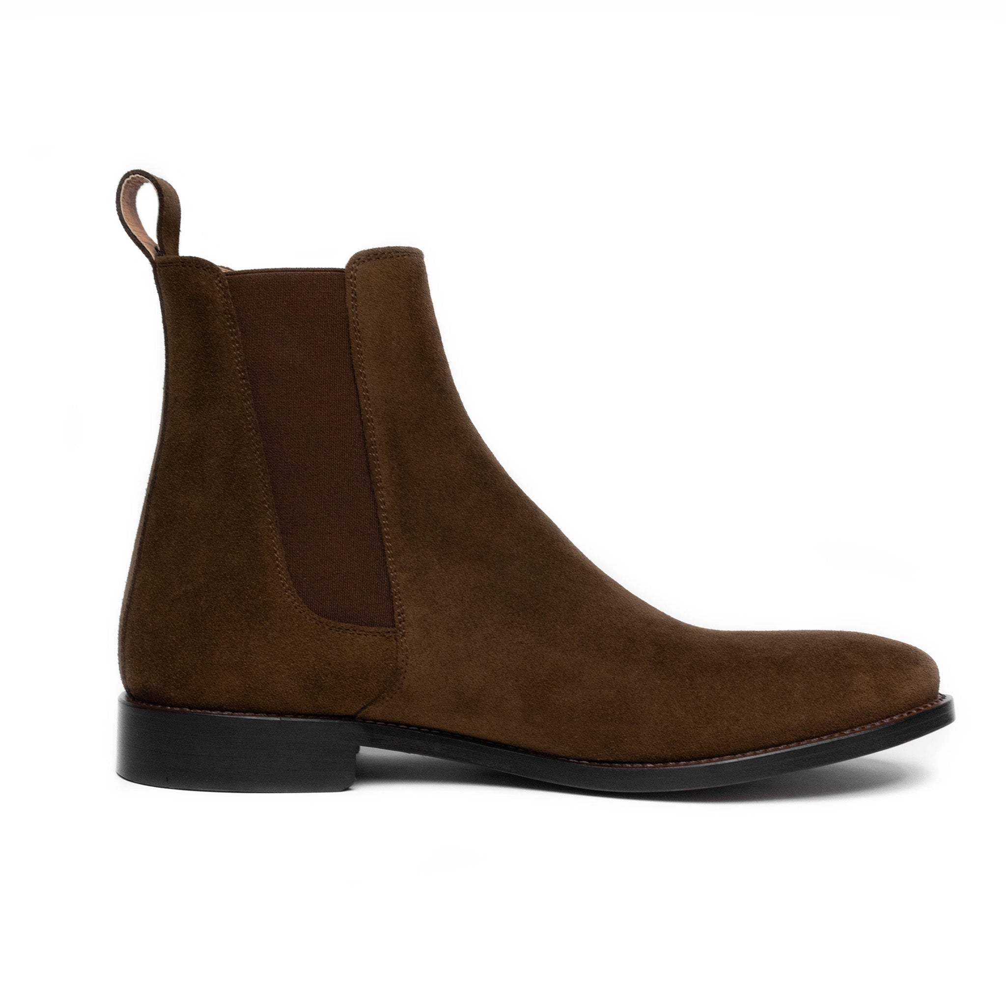 THE CLASSIC MOCHA CHELSEA BOOTS